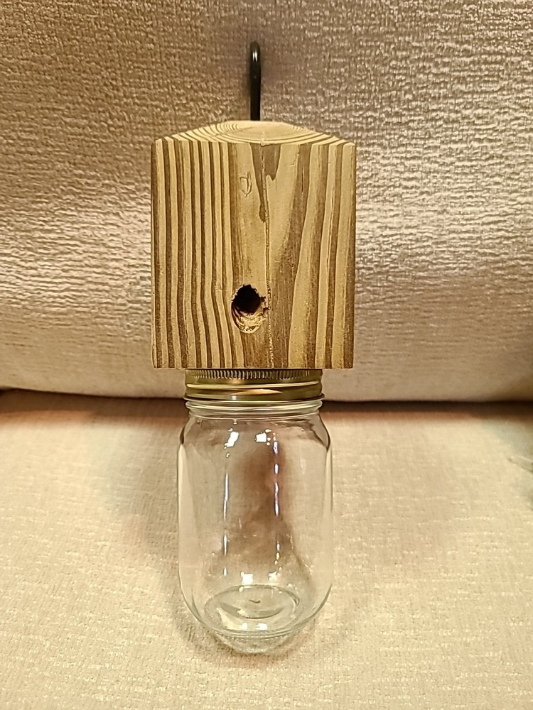 Bee Trap. Carpenter Bee Trap.