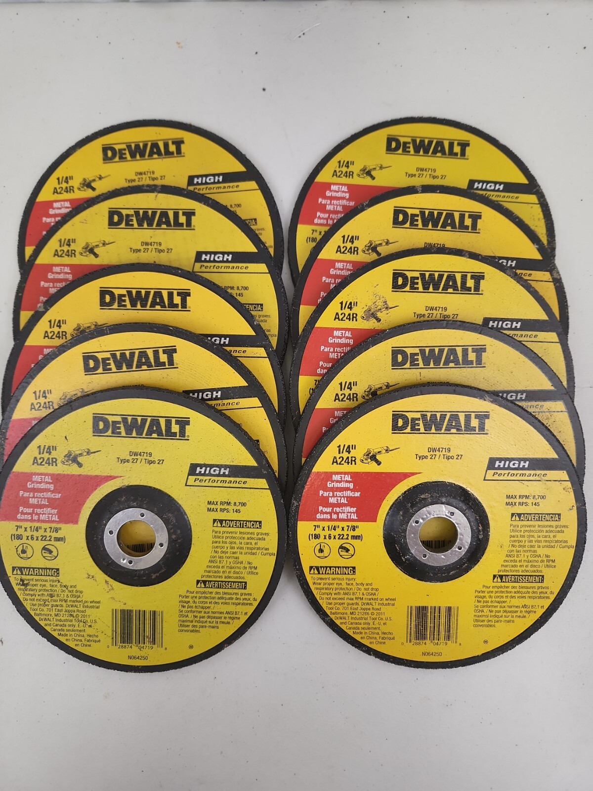 DeWALT DW 4719 7" X 1/4" X 7/8" Grinding Wheel No Box 10 Pack