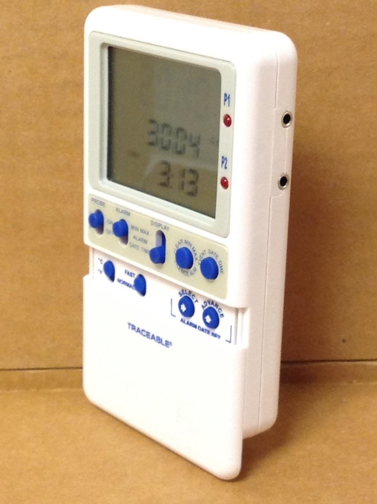 TRACEABLE 6KEA9 High Accuracy Digital Thermometer w/ Probe, WORKING