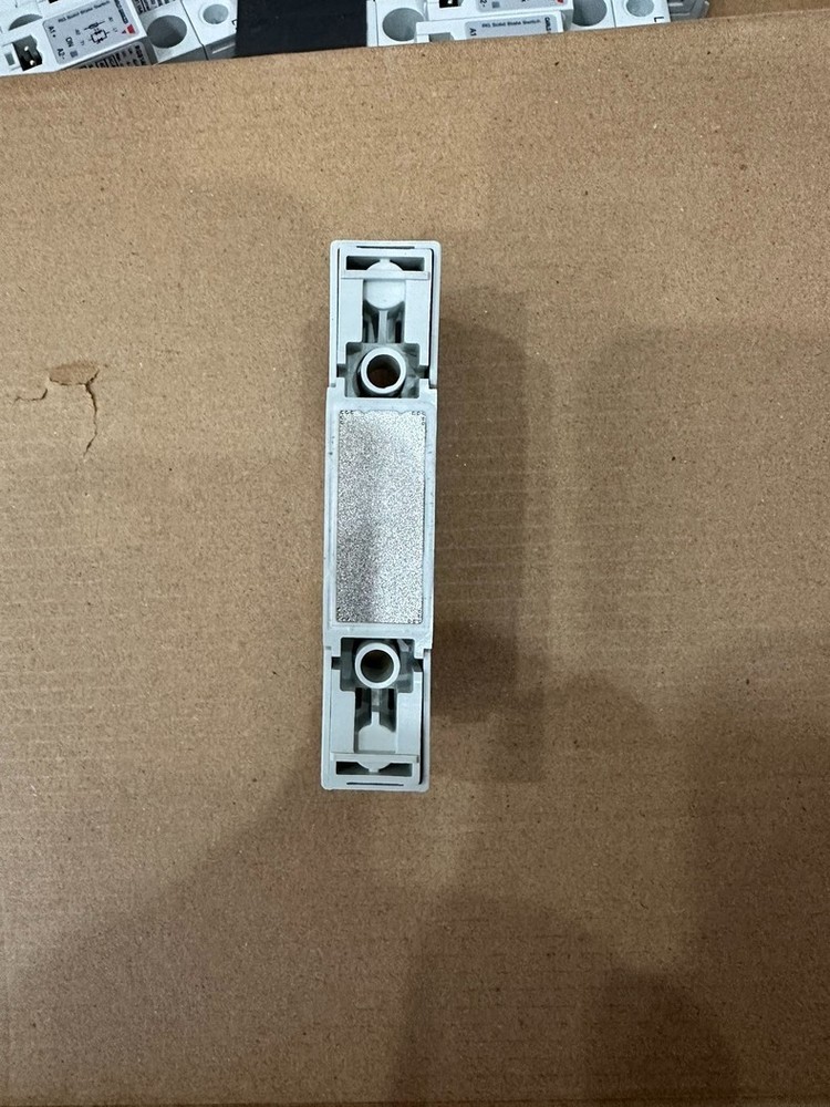 1PCS NEW RGS1A60D50MKES275 Solid state relay