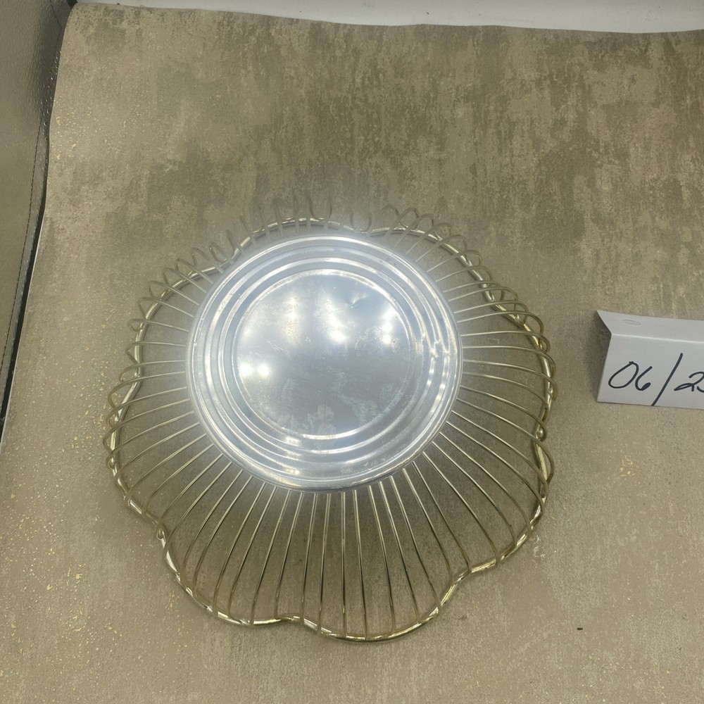 Silver Plate Round Fruit, Bread, Vegetable Bowl Basket, 9.5” Diameter