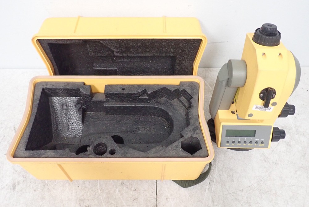 Trimble 3303 DR Direct Reflex Survey Total Station with Case