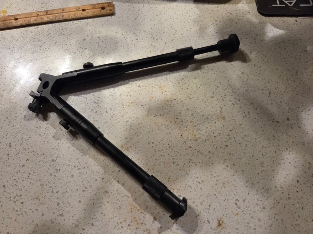 8 to 10 inch folding Bipod