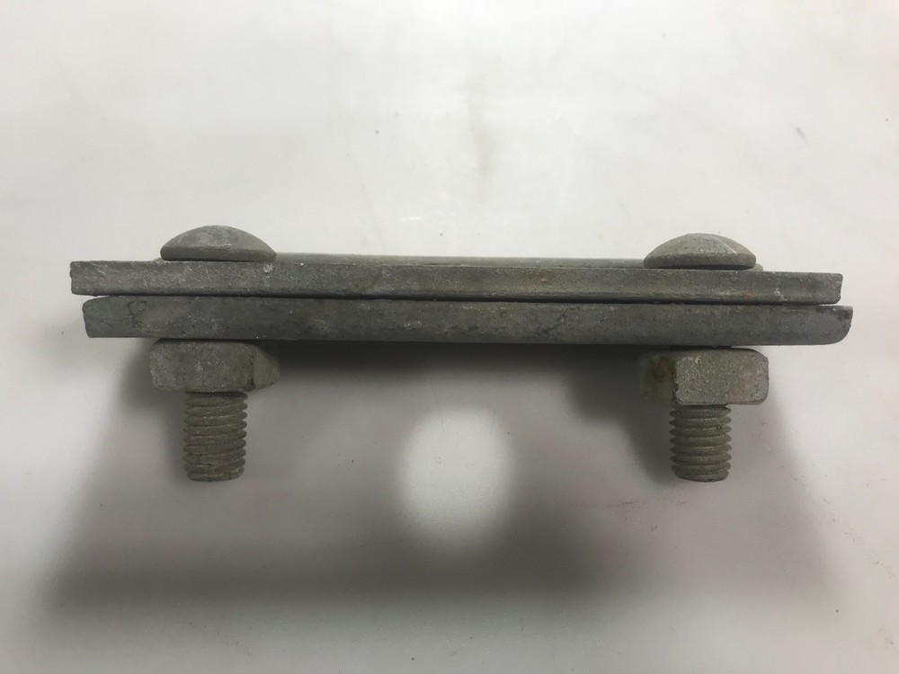 Joslyn J25088( 3 Bolt, Straight) Clamp