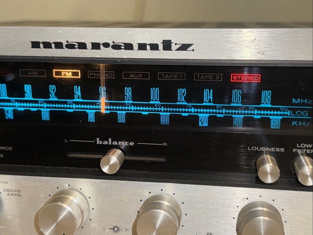 Vintage Marantz 2250 Stereo Receiver -Working, Solid and Clean