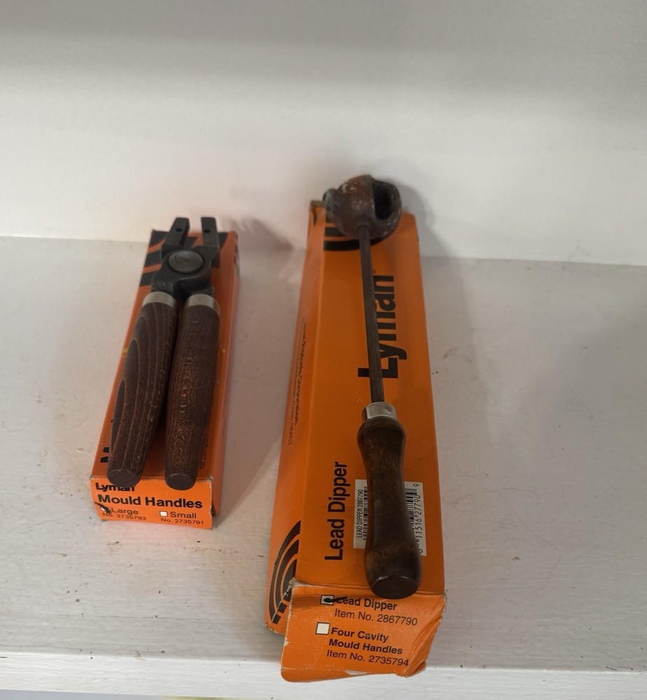 Lee Reloading dies, molds, and hand press