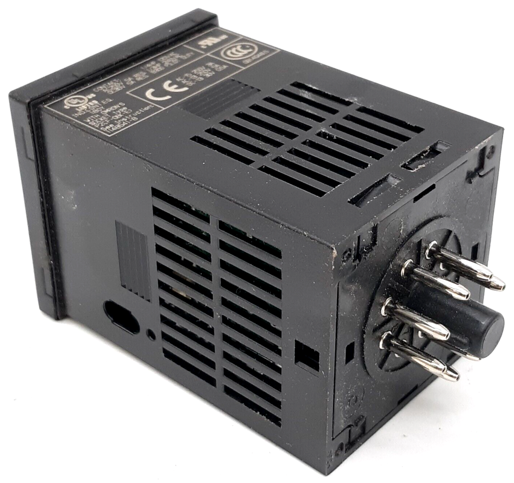 Omron H5CX-L8-N 100-240VAC Digital Timer