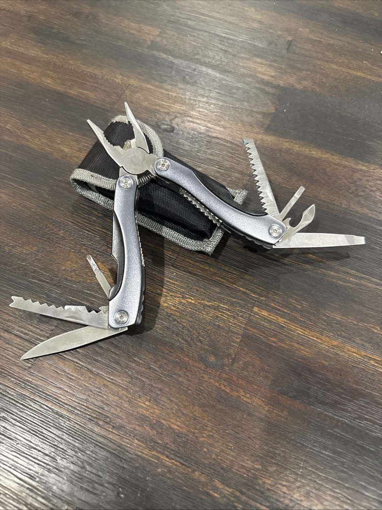 Schwarzwolf Multi Tool Halliburton On Side