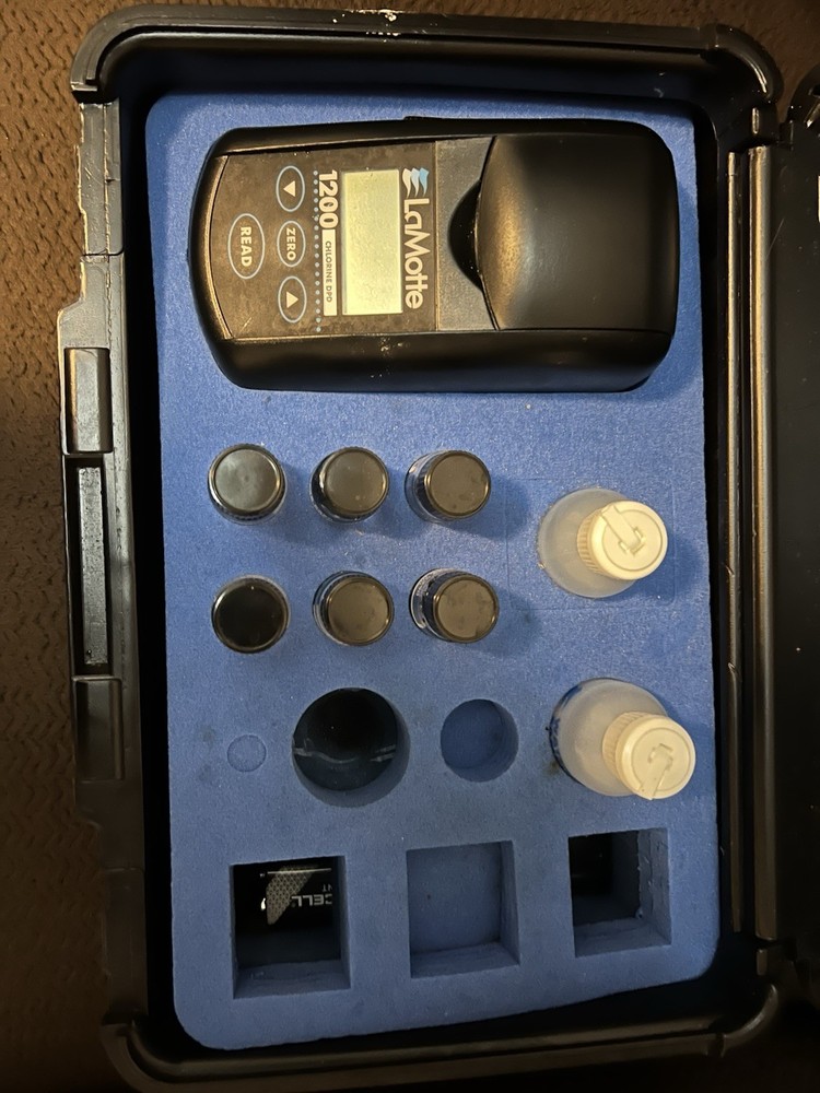 LaMotte 1200 Colorimeter Kit With Hard Shell Case