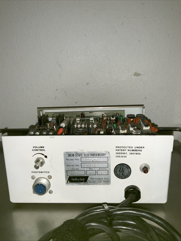 Valleylab SurgiStat Solid State Electrosurgery Unit For Parts