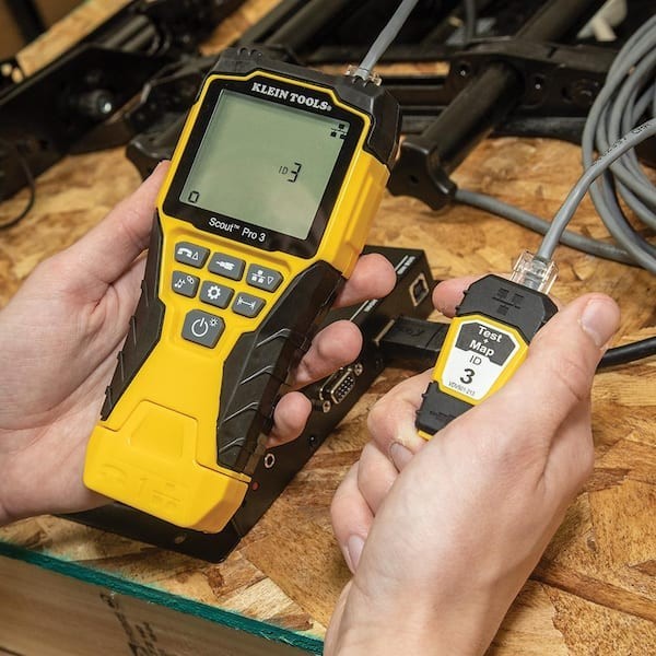 Self-storing Test Plus Map Replacement Remote For Scout Pro 3 Tester | + Tools