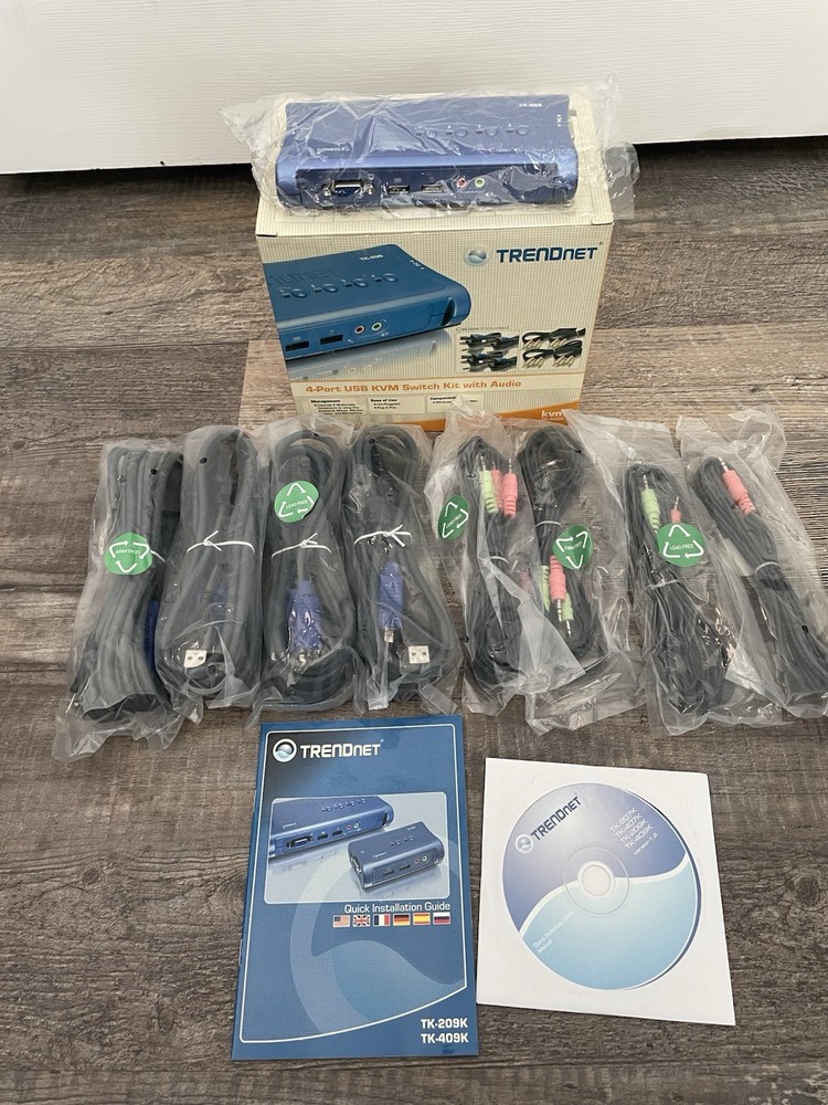 Trendnet 4-Port USB KVM Switch Kit with Audio Model TK-409K