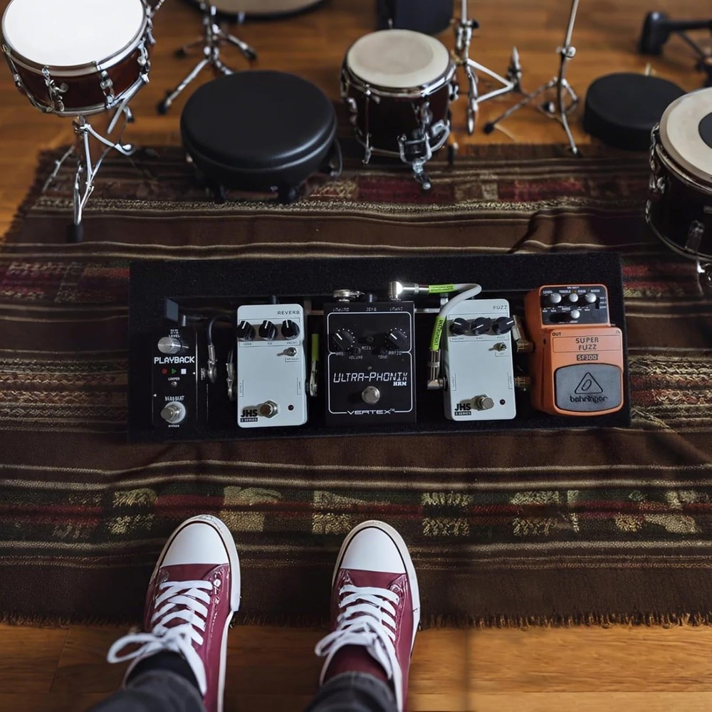 Versatile Guitar Pedal Board, 15x5.7in - Adjustable Mounting & Easy Access