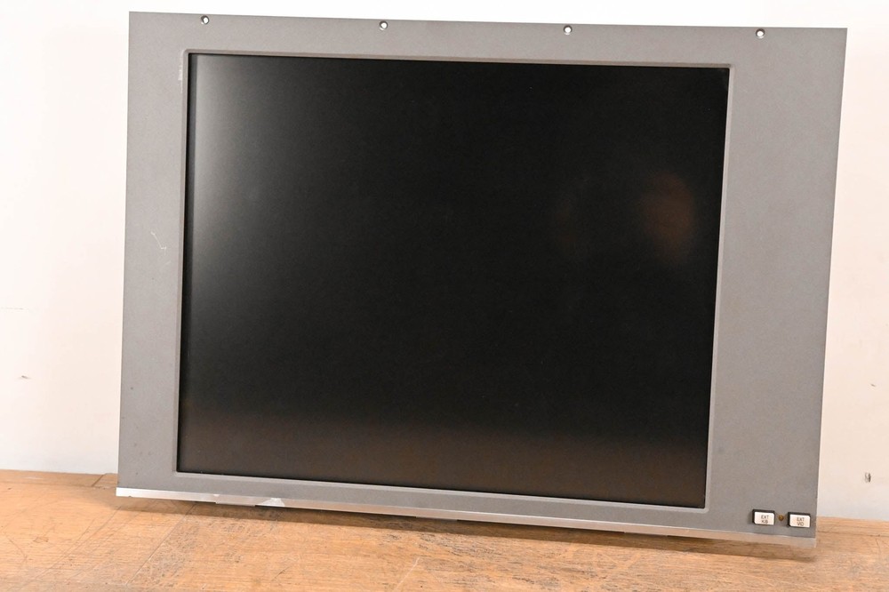 Solid State Logic C300 HD Operator Display (DVI/VGA, EXT K/B & EXT VID) CG01U0H