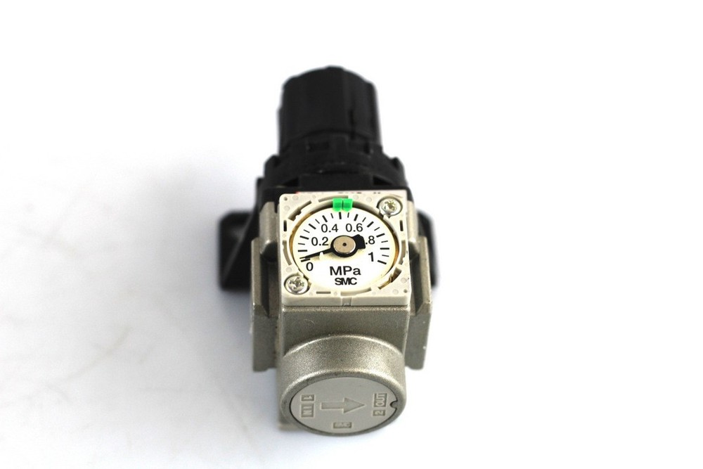 SMC AR20-F02E Regulator