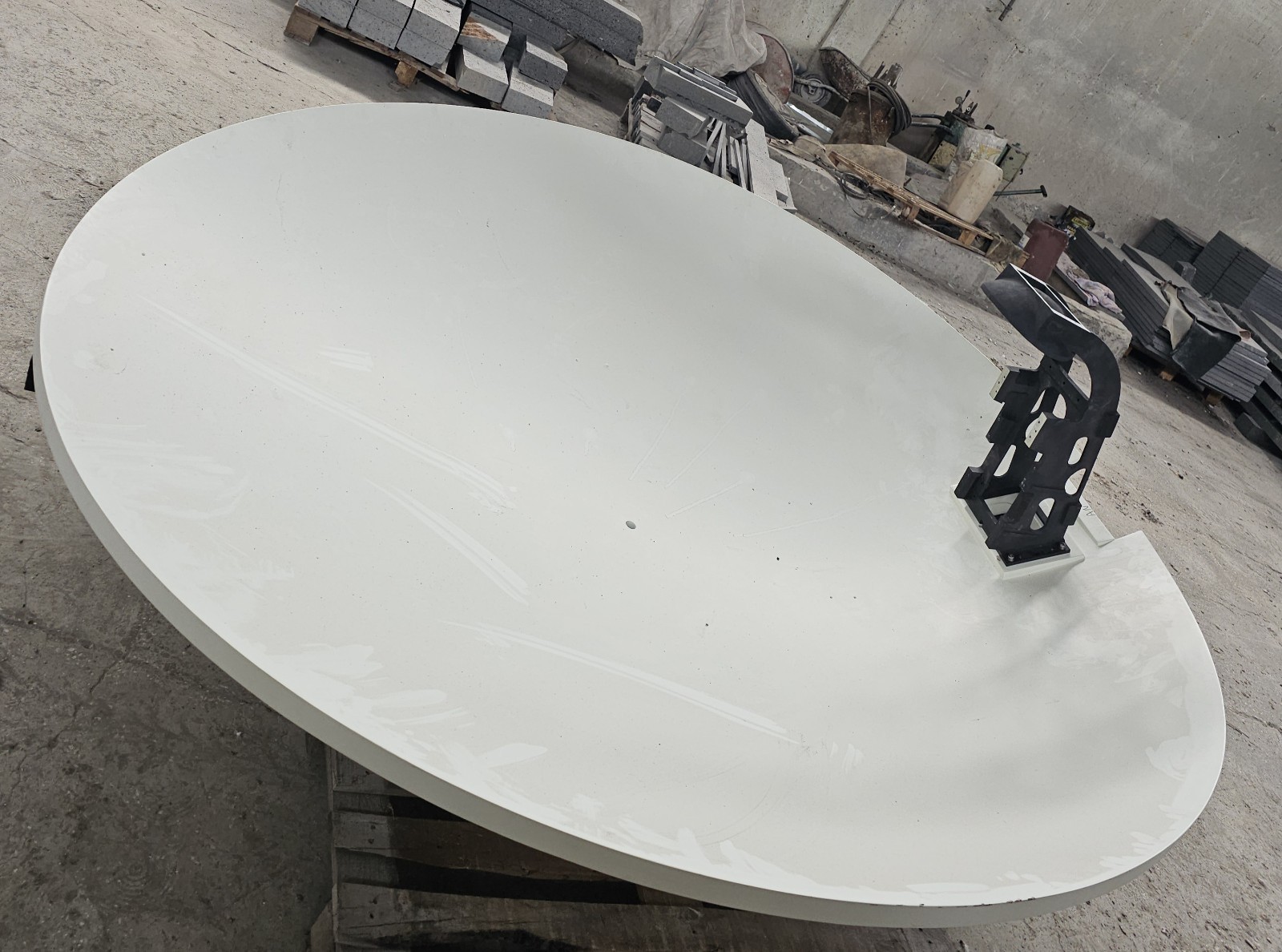 Orbit Marine, OTRx7 ANTENNA AND SUB REFLECTOR ASSY 2.2 MT.