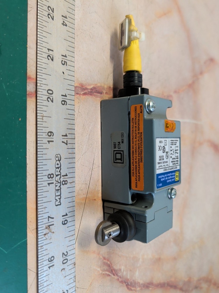 SQUARE D 9007C54FP10Y19021 LIMIT SWITCH W/ OPERATING HEAD
