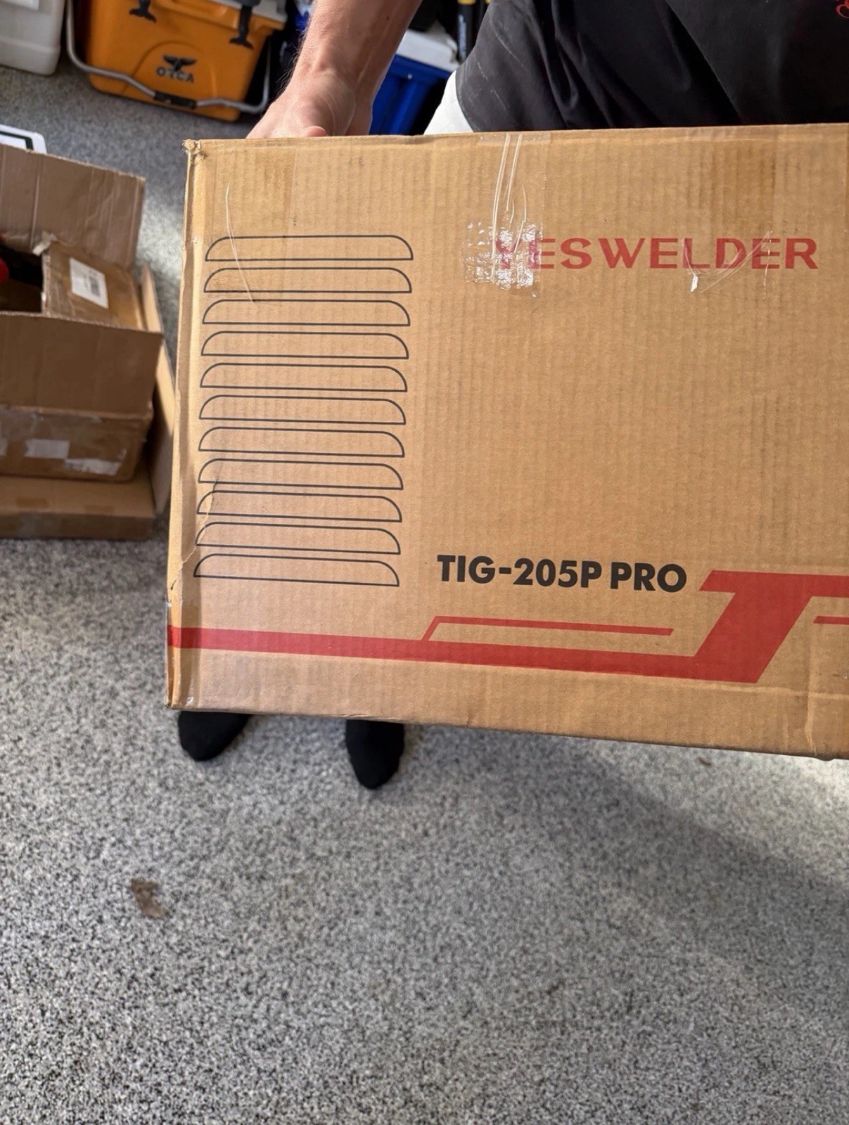 YESWELDER TIG Welder TIG-205P PRO with Torch Kit & Regulator 110V/220V New/Open