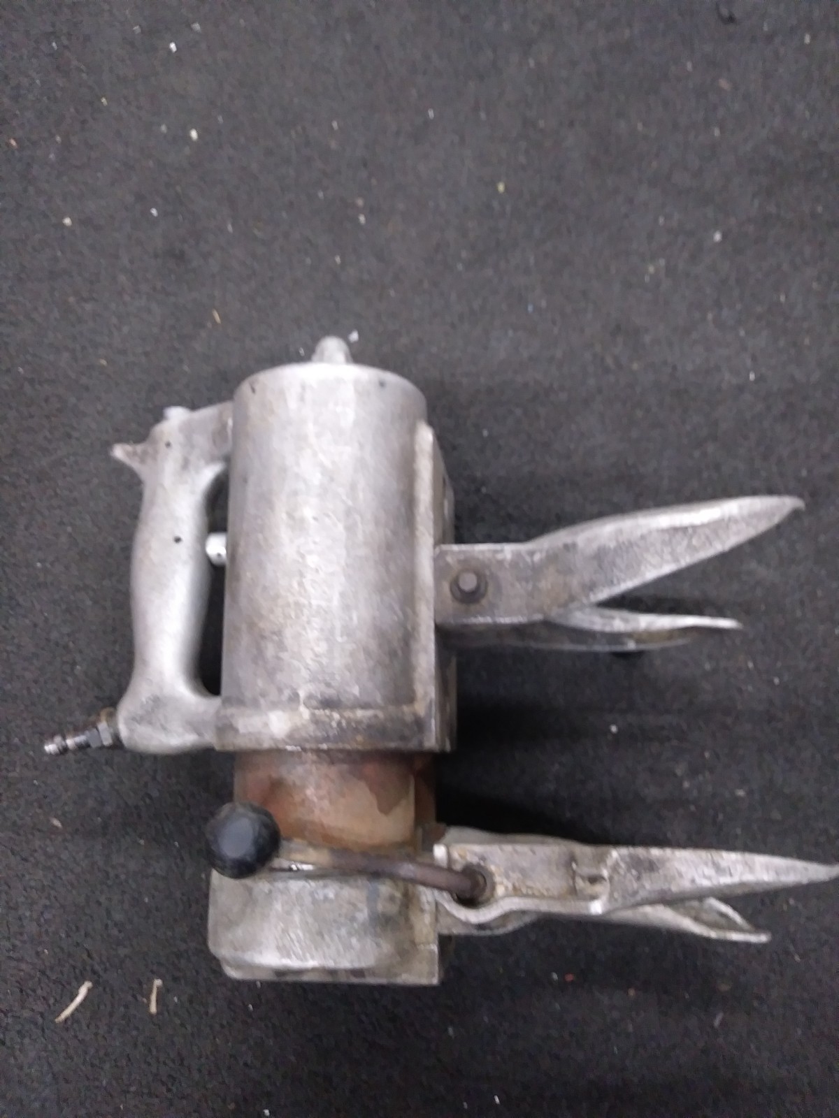 "Air Pirate" GP Tool GP1010 pneumatic McPherson powered Strut Spring Compressor