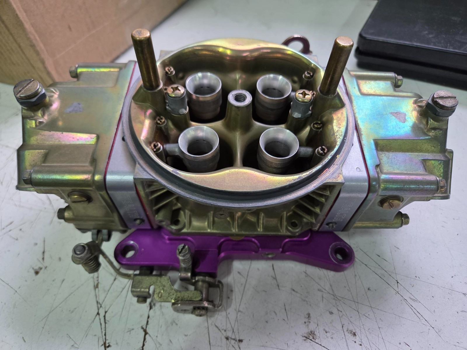 Stealth dirt super late model carburetor. dirt late model, dirt modified