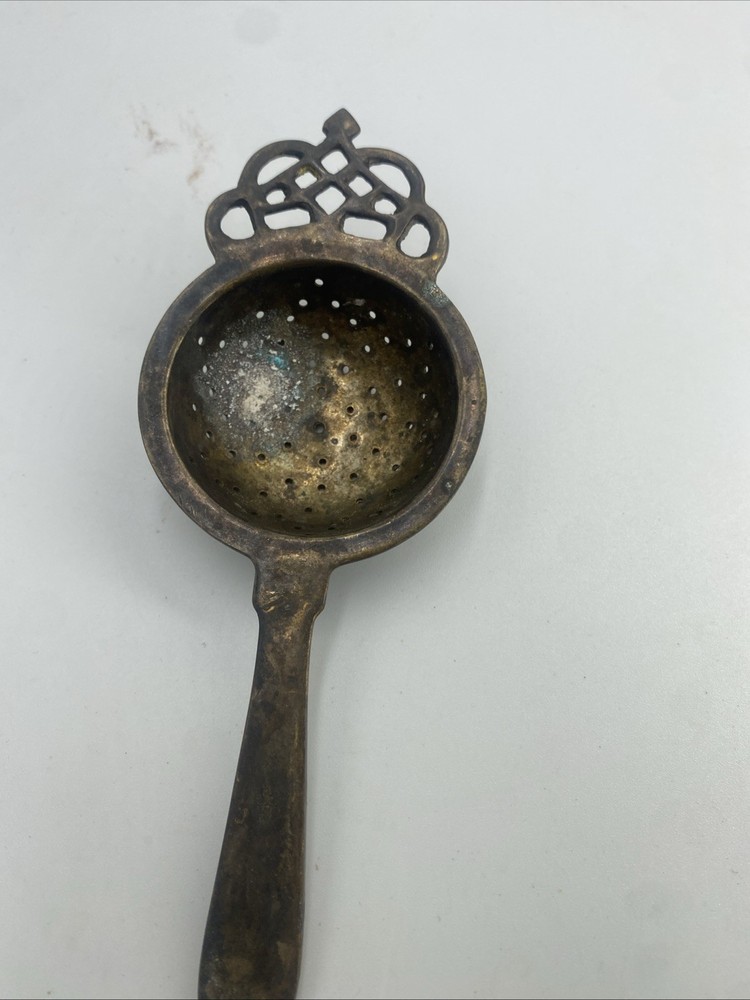 Antique Silver Plated Tea Strainer With Handle - Crown Design Needs Cleaned