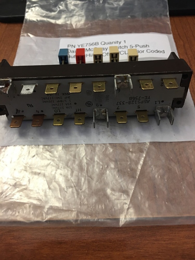 Daikin McQuay YE756B Switch 5-Push Button