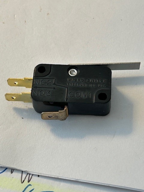 991431 Switch
