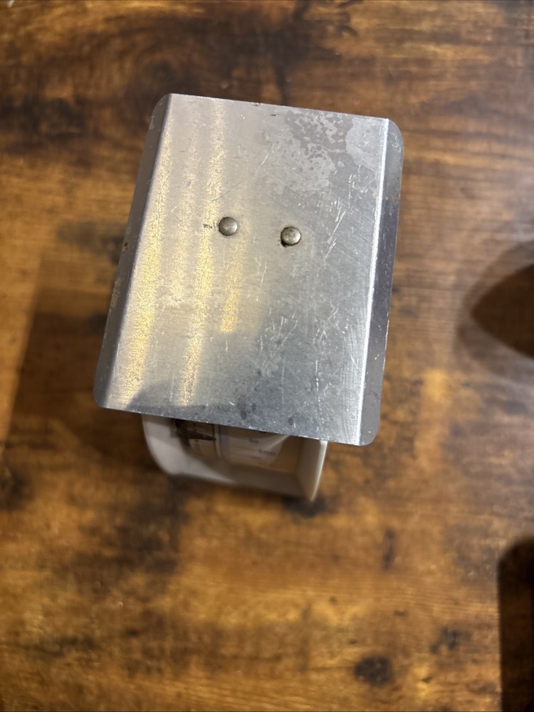 Scale Small Old Hanson Made In America