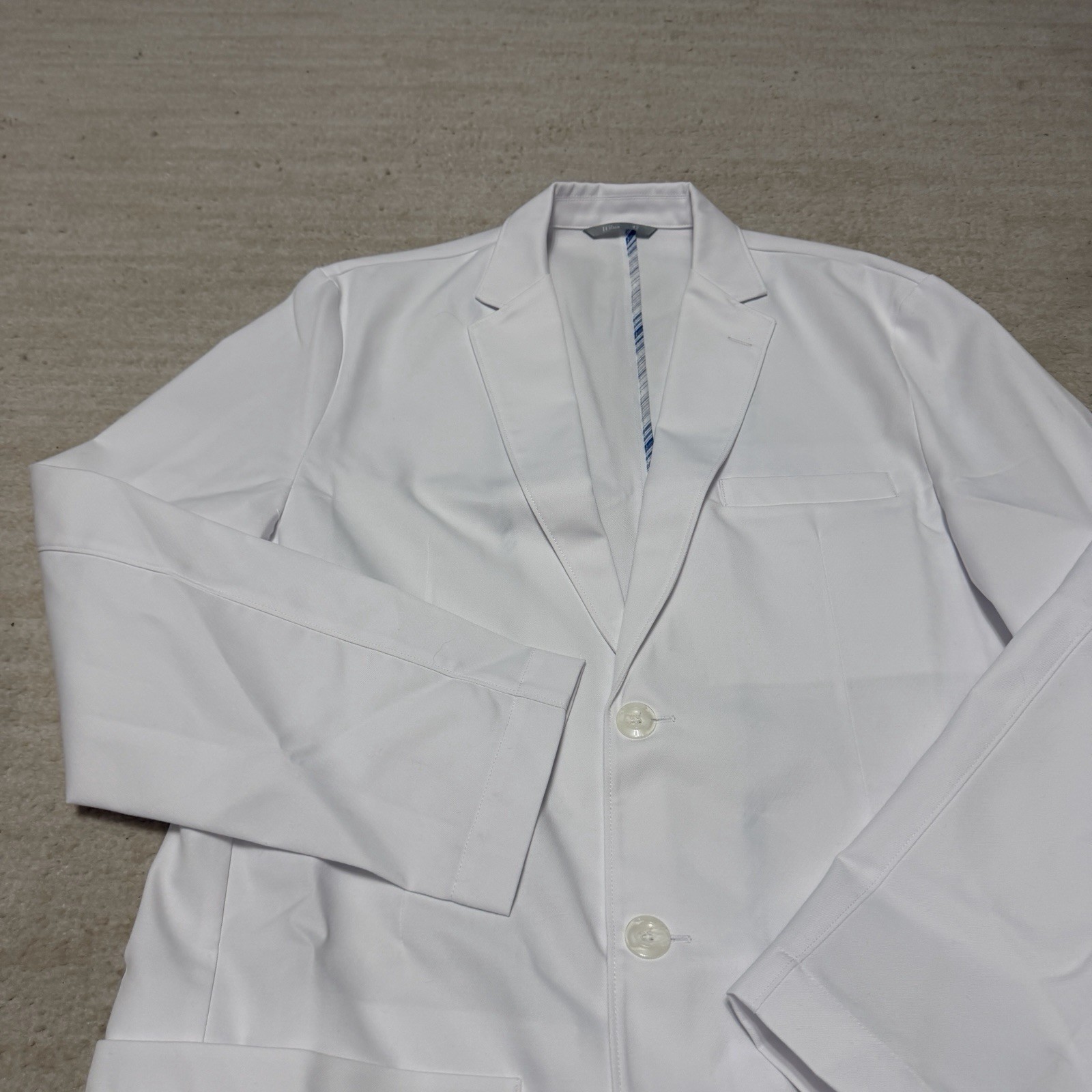 Medelita Wilson Slim Fit Lab Coat White Professional Men's Size 42 NWOT