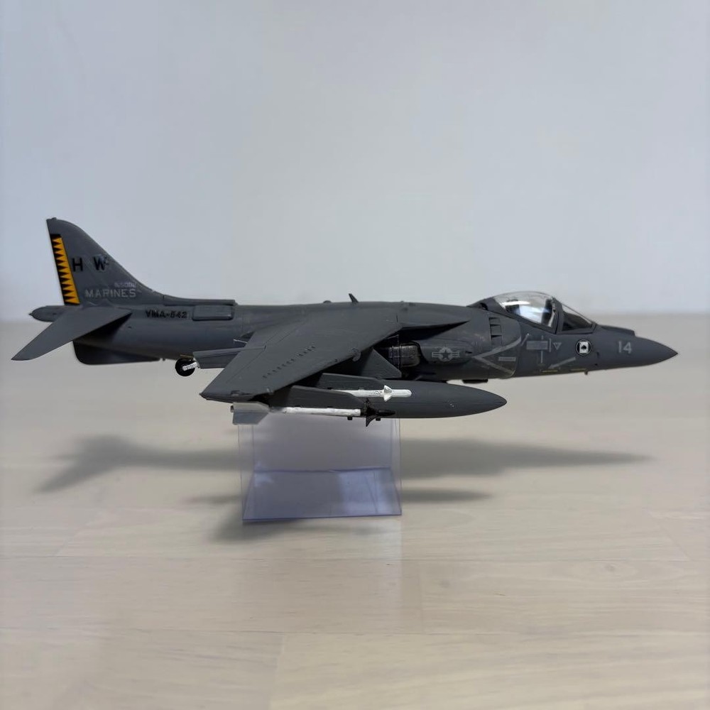Assembled U.S.M.C Av-8B Harrier Ii Plus Plastic Model Completed 2 Japan