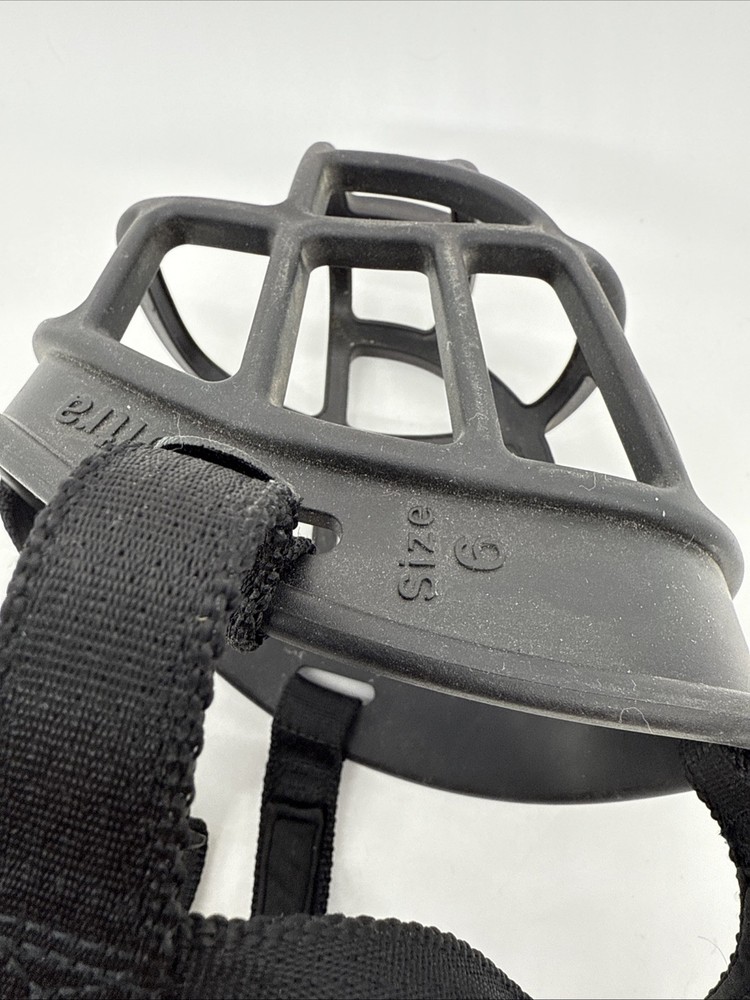 Baskerville Ultra Muzzle Adjustable Dog Training Guard Size 6 Medium/large Dogs