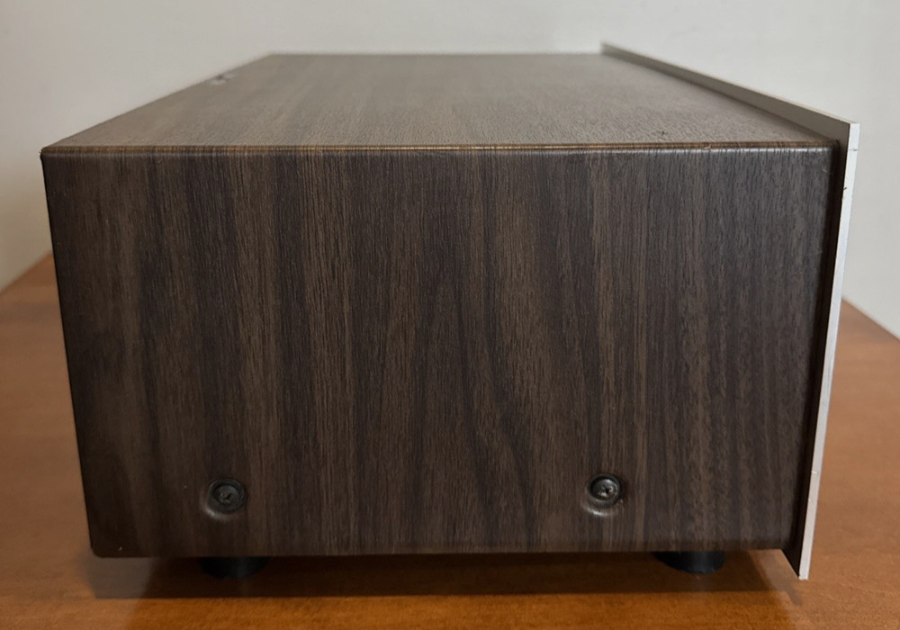 Marantz Model 4000 Quadradial 4 Amplifier