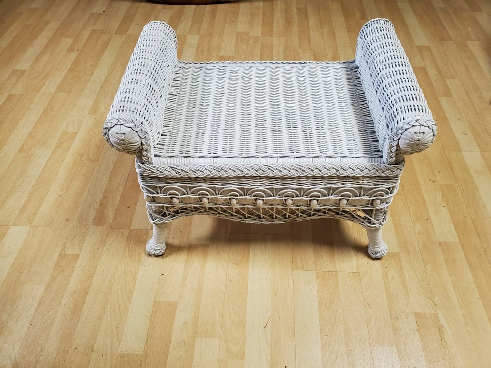 Ottoman/ Bench