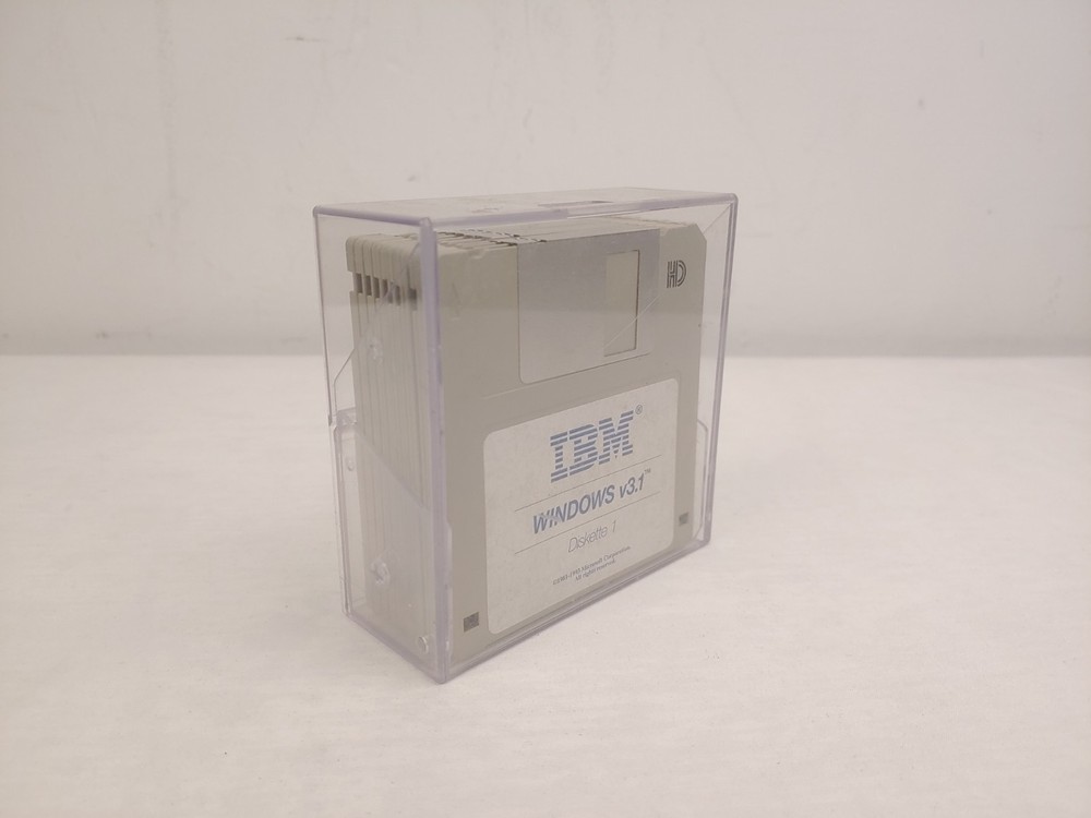 IBM branded Microsoft Windows 3.1 & PC DOS 6.1 Floppy Discs 3.5" OEM