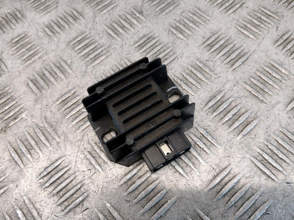 2016 YAMAHA NMAX 125  RECTIFIER REGULATOR