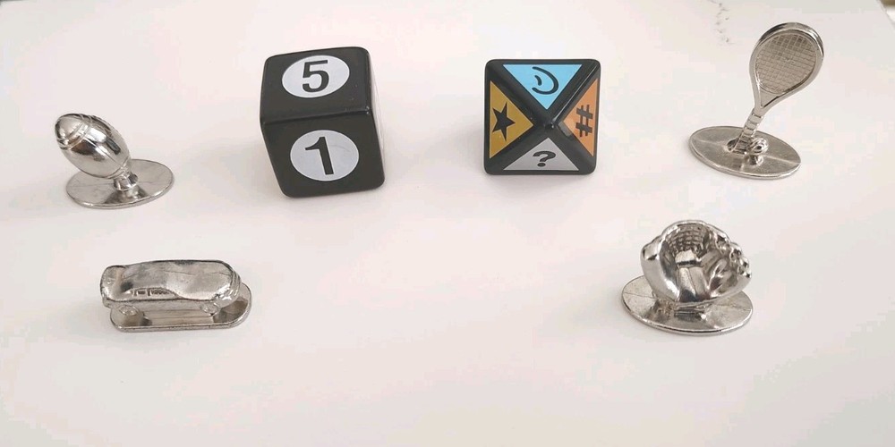 2005 ESPN Scene It? Replacement Tokens and Dice
