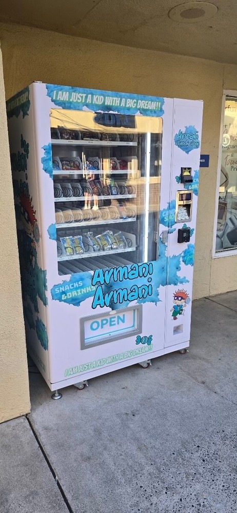 Drink, candy, chips dispenser vending machine - used