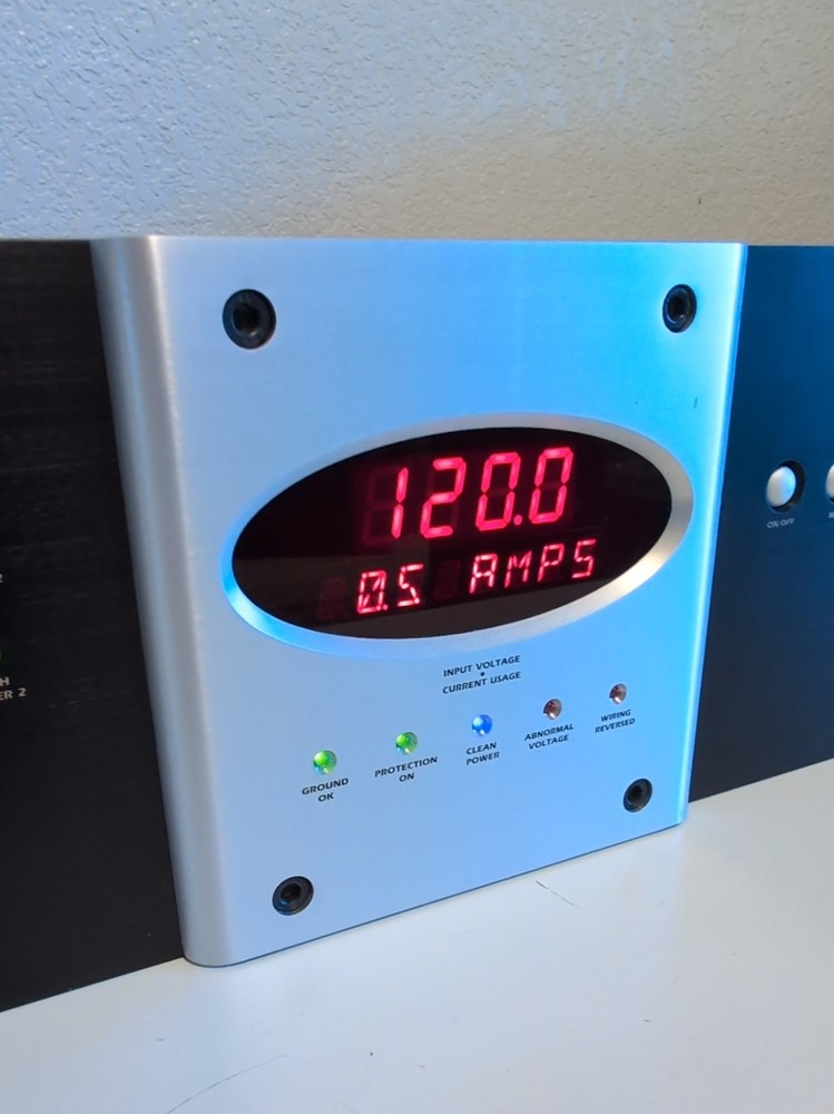 Monster Power PRO 7000 PowerSource Power Conditioner 12 Outlets - Tested/Working