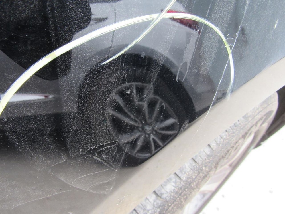 MDX 2014 Glove Box 1073391