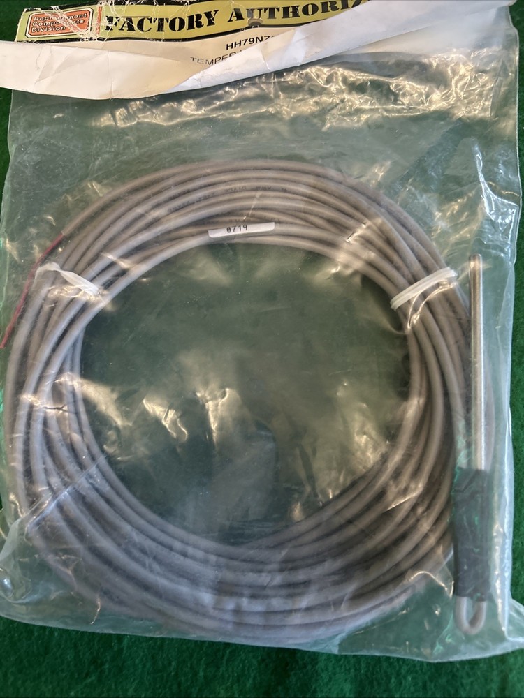 Carrier Temperature Sensor HH79NZ032