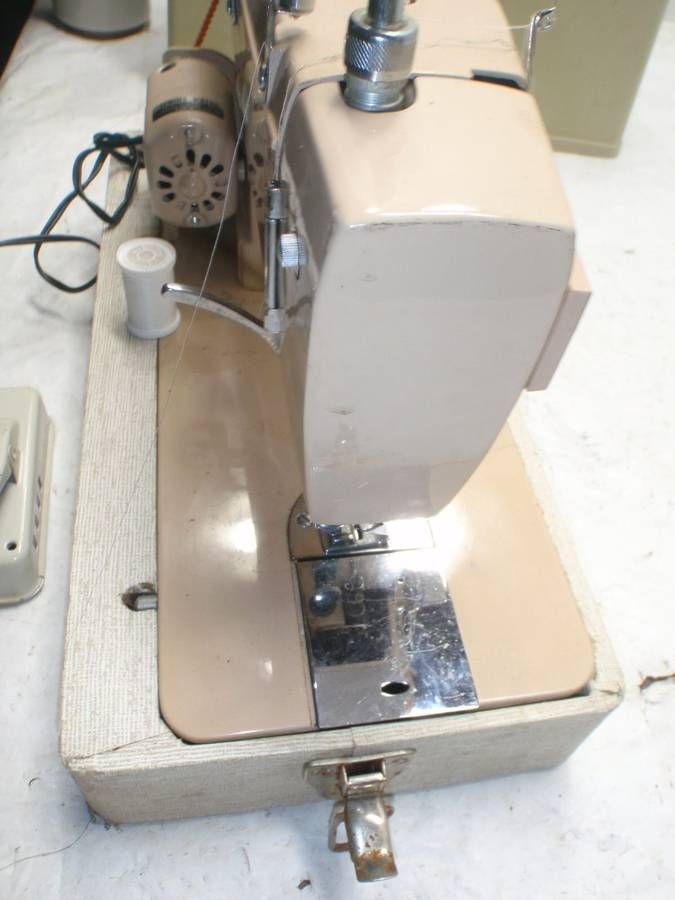 Precision Zig Zag Sewing Machine