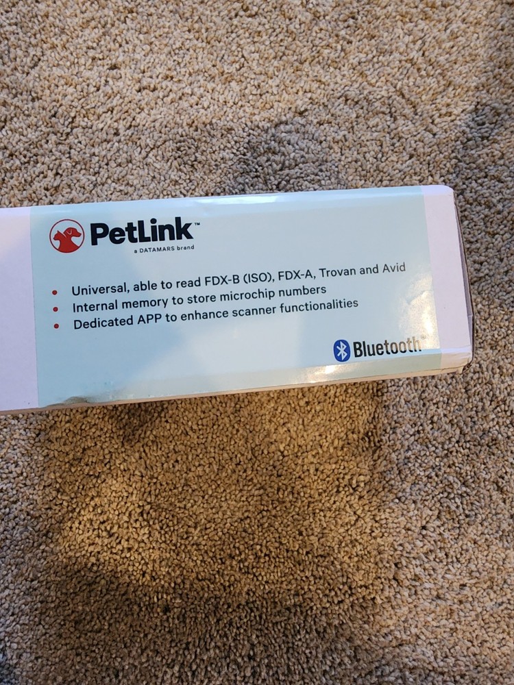 Datamars PetLink Compact Max+ Universal Microchip Scanner Open Box