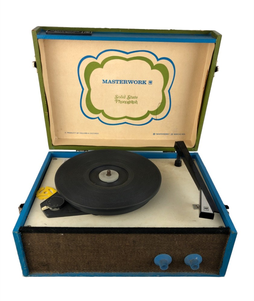 Vintage Columbia Masterwork Solid State Model M-2201 Phonograph Record Player