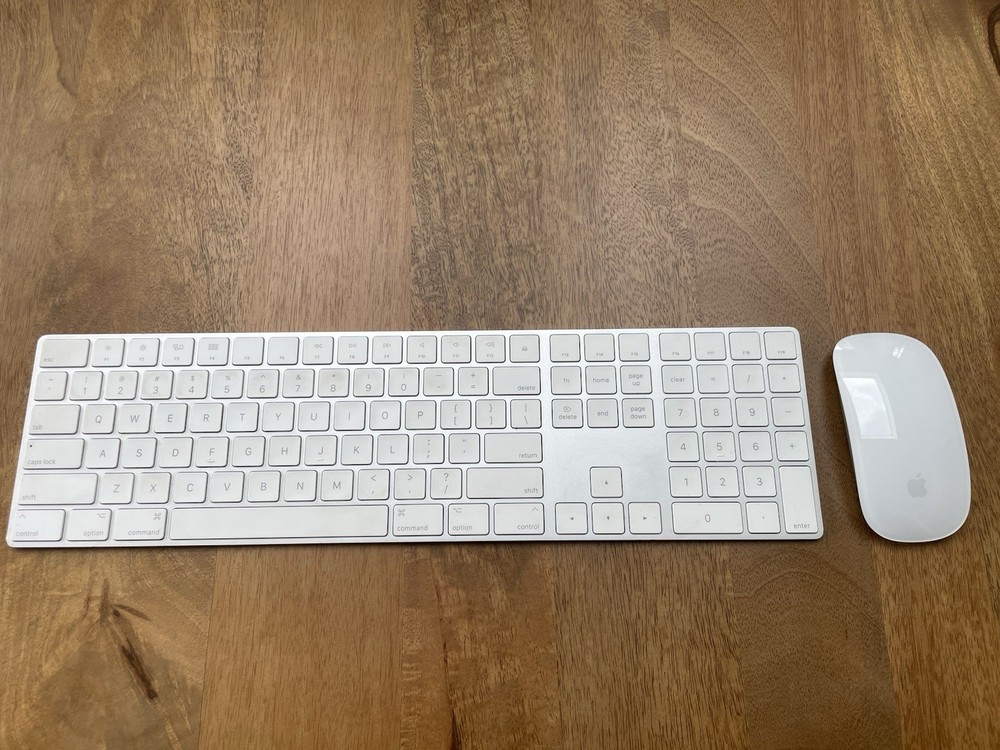 Apple Wireless Keyboard and Magic Mouse Set (Tested And Working)