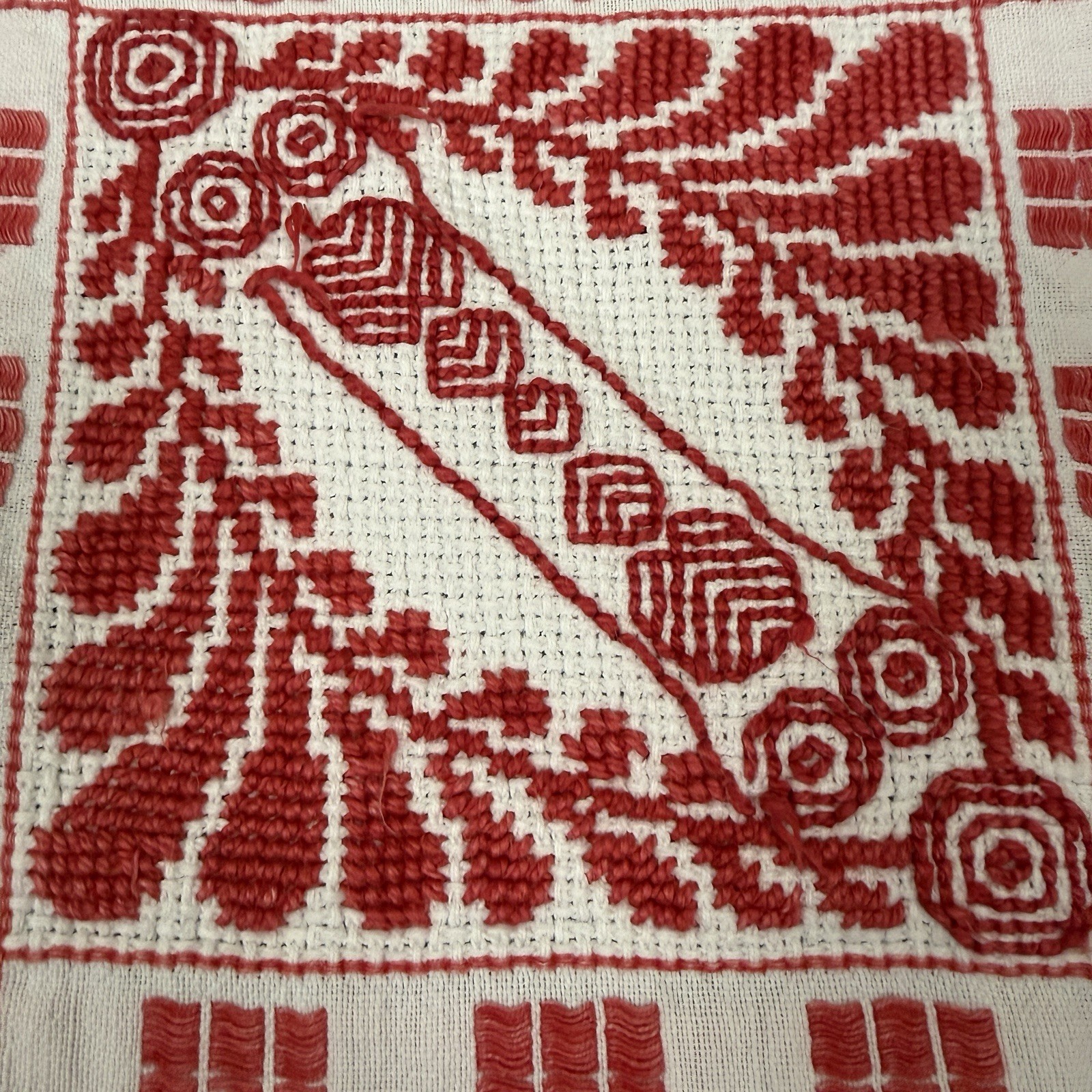 Beautiful Red & White Nouveau Pattern Woven Tablecloth 65X54 EUC French Country