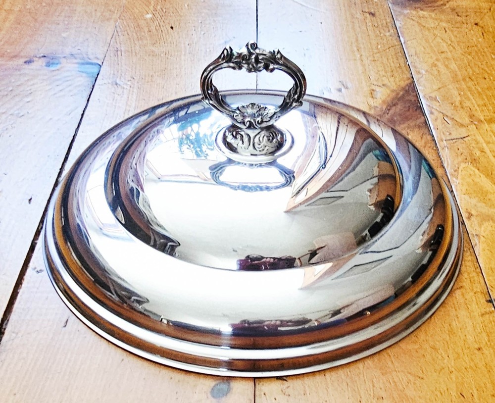 Sheridan Serving Covered Dish 2 QT Pyrex Chafing Stand + Burner Silverplate