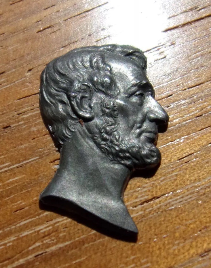 LINCOLN BUST NICE EARLY EXAMPLE MEDAL