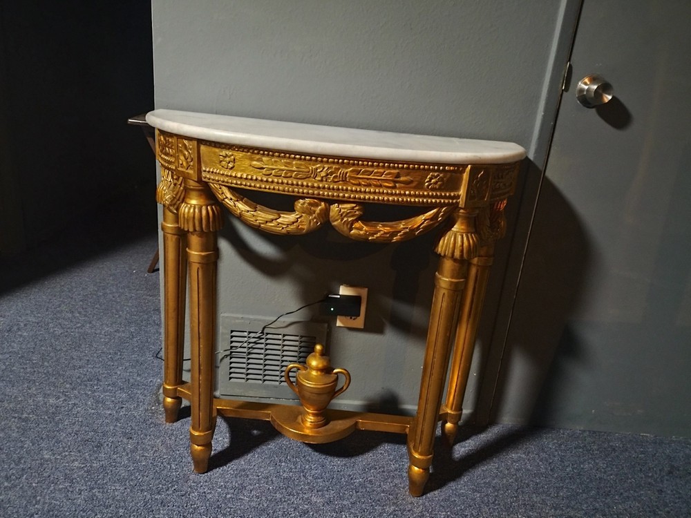 marble top table Antique 👀
