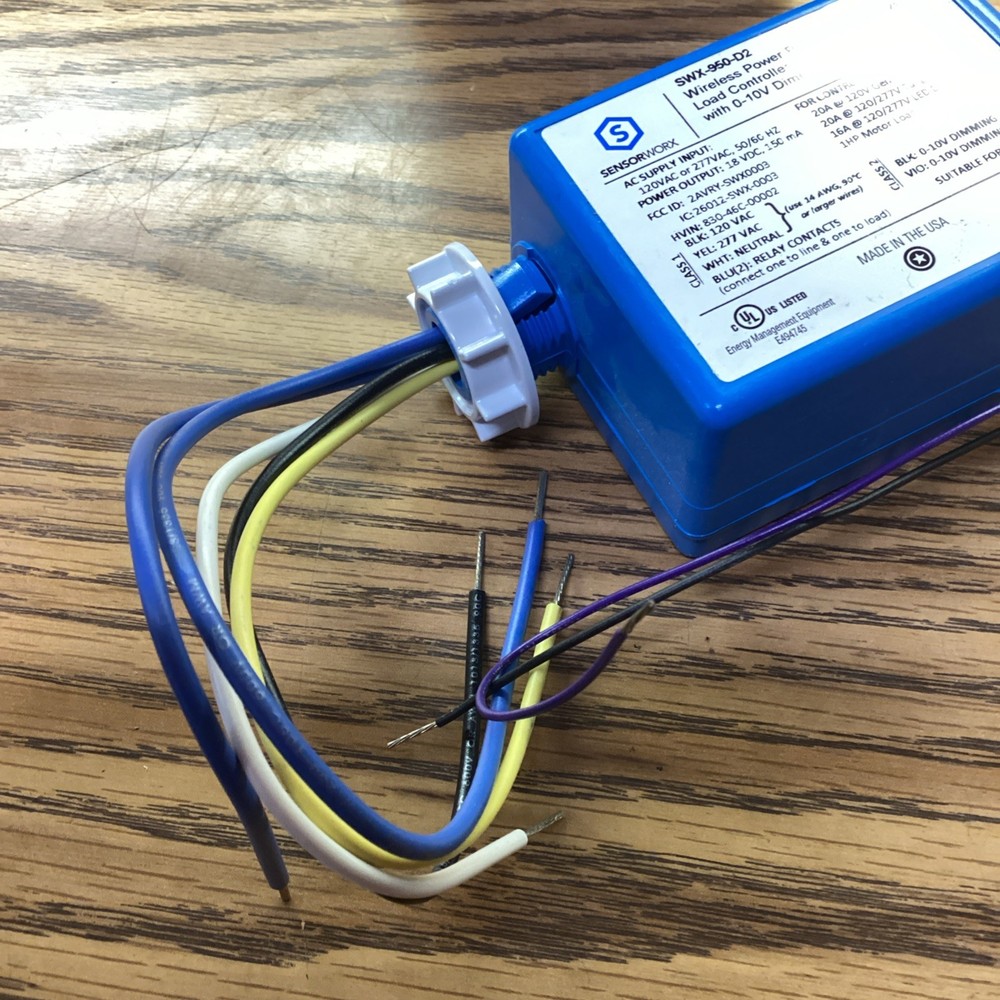 NOB SensorWorx SWX-950-D2 Wireless Power Pack Load Controller 0-10V Dimming