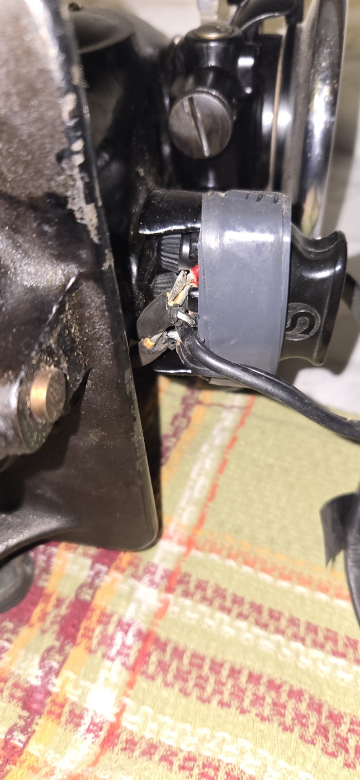 Vintage 1951 Singer Sewing Machine Motor Tested HAVE VIDEO